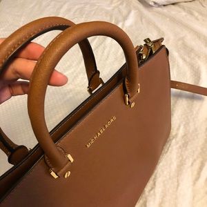 Michael Kors Selma Luggage Color